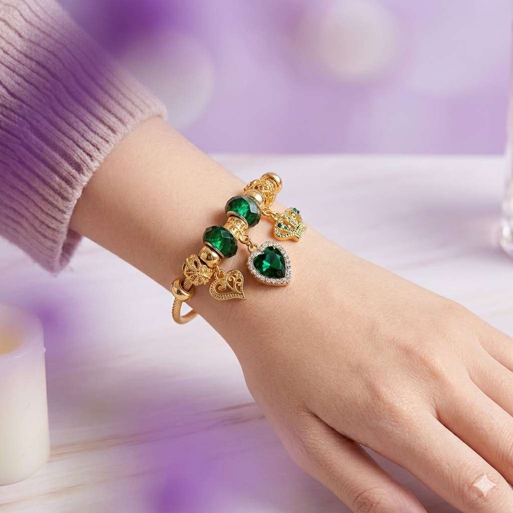 Laryne Royal Emerald Heart &amp; Crown Bracelet